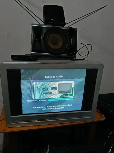 Tv 21 tubo antigo funcionando gradiente