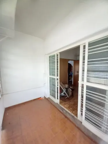 Sobrado de 720 m² à venda no Setor Central em frente a Drogasil