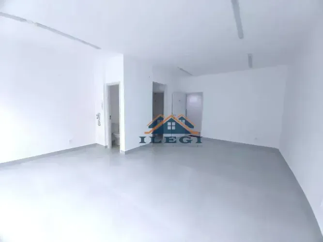 Sala para locação no Office & Mall Premium Vinhedo.