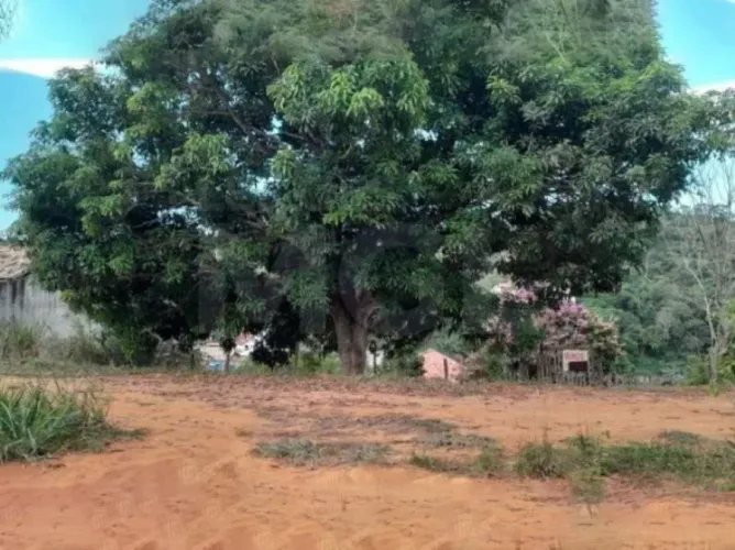 ALÉM PARAÍBA/MG Lote de terreno 200,00m² na Granja 03 de Outubro