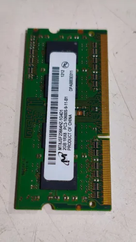 Memória RAM Notebook Micron 2GB DDR3 1333MHz SO-DIMM (MT8JSF25664HZ-1G4D1)