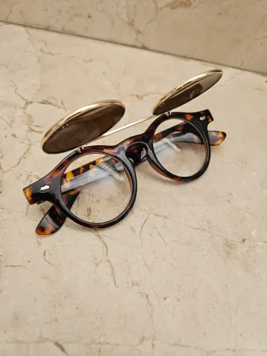 Óculos de Sol Retrô 2 em 1