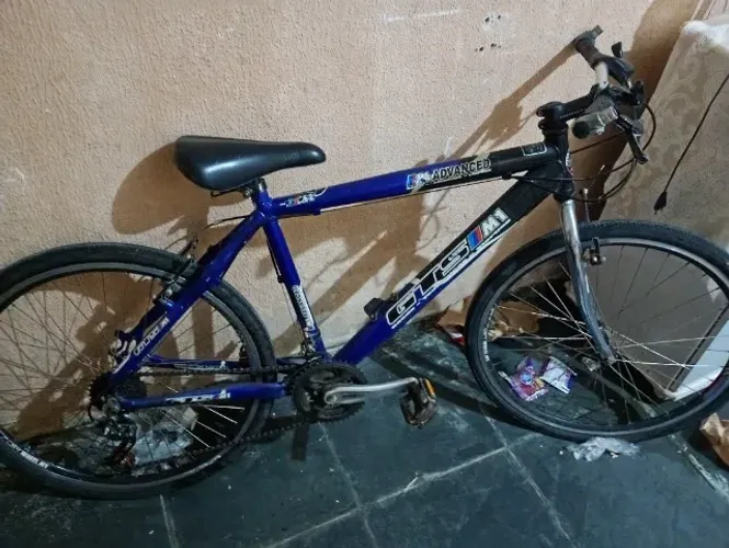 Bicicleta GTS aro 26.