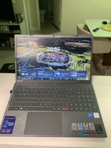 Notebook novíssimo !!!