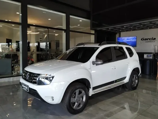 Renault Duster Dynamique 2.0 Hi-flex 16V Aut. 2015
