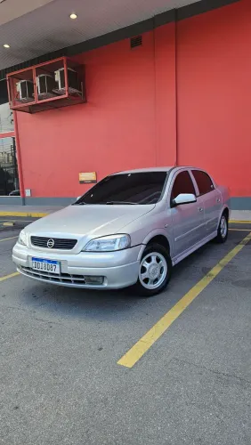 Chevrolet Astra GL Milenium 1.8 MPFI 4P 2001