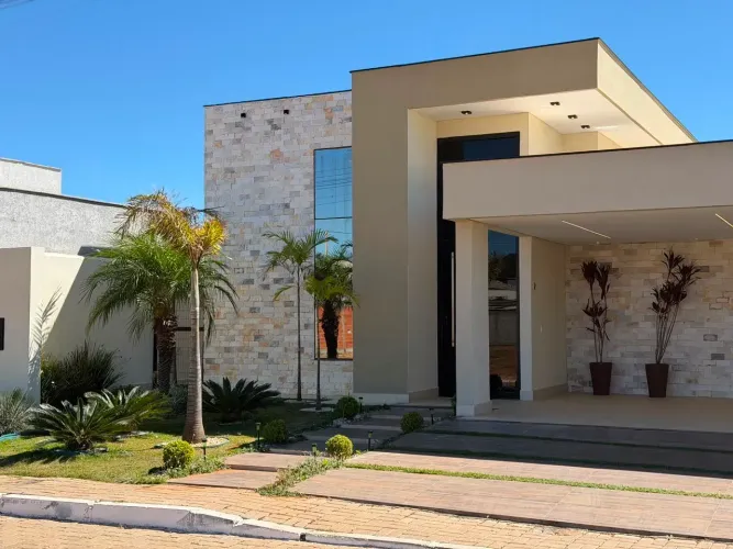 Casa ponte alta norte, 3 quartos 2 suíte, piscina, churrasqueira, fino acabamento, ótimo c