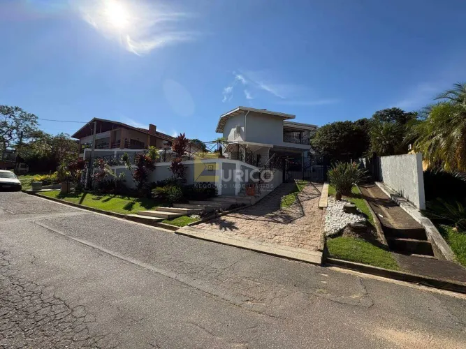 Casa à venda no condomínio Marambaia - Vinhedo /SP