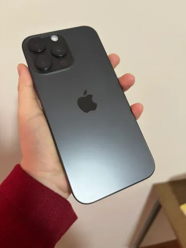 Vendo iPhone 16 pro Max