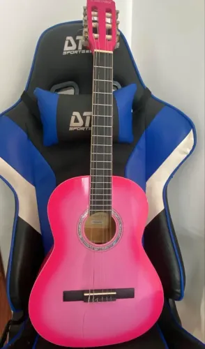 Vende-se violão 