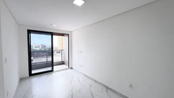 Imóvel para aluguel possui 48 metros quadrados com 2 quartos em Tambaú - João Pessoa - PB
