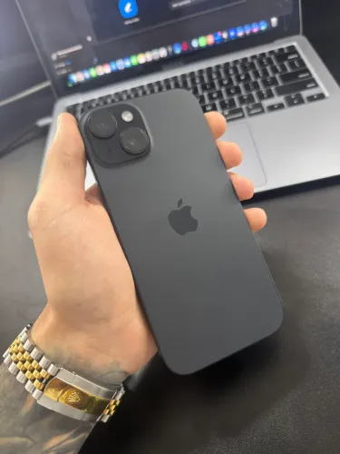iPhone 15 128 GB Semi Novo