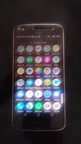Moto Z Paly 32 gb 3 gb ran 