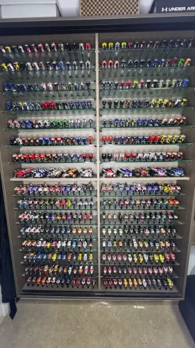 Coleção MotoGP Miniaturas 1/18 (Maisto, Altaya, Etc)