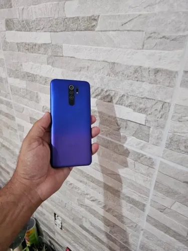 Redmi 9 64 gb em ótimo estado,sem defeitos, pronto para uso. Faço entrega.