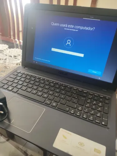 Nootbook ASUS