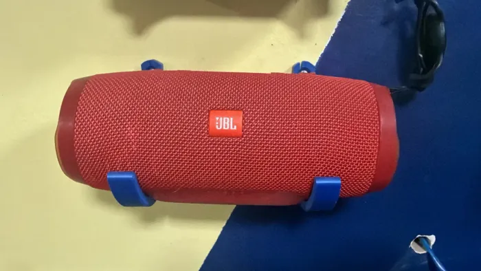 JBL charge 3 usada