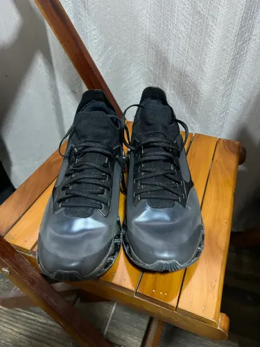 mizuno sorayama preto
