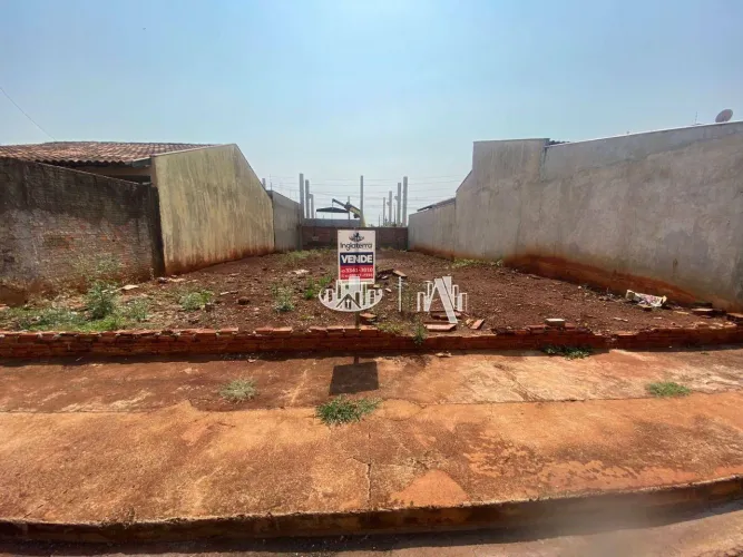 Terreno à venda, 250 m² por R$ 280.000,00 - Jardim Pioneiros - Londrina/PR