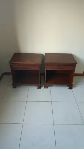 Conjunto 2 Criado mudo madeira maçiça