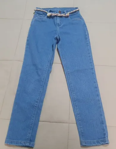 Calça jeans menina tamanho 8