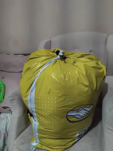 Roupas femininas diversas para doação