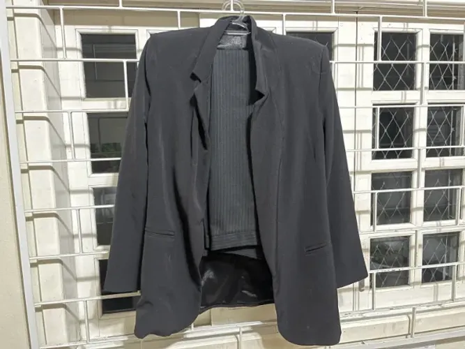 Conjunto Feminino Alfaiataria Blazer G + Calça Risca de Giz 40