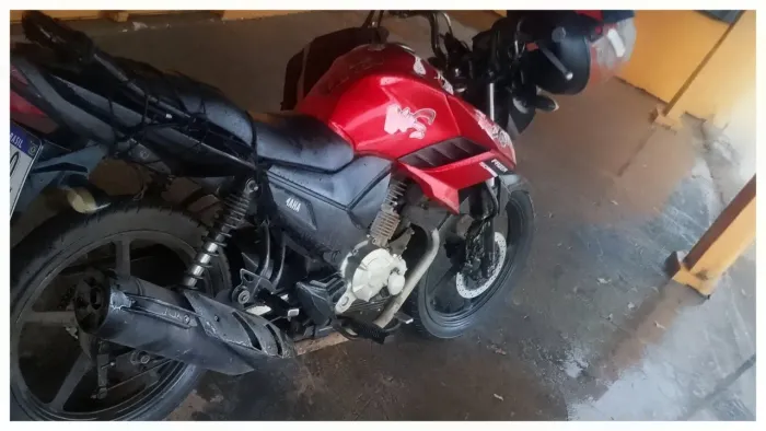 Moto a venda