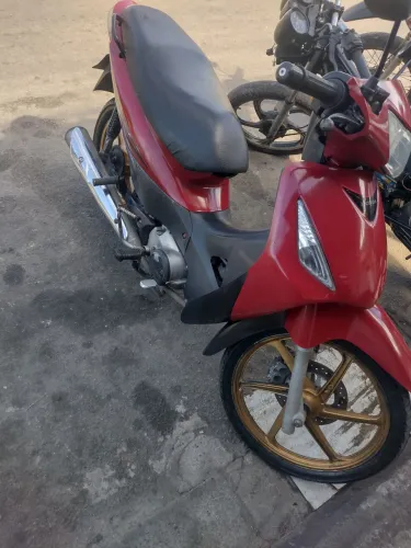 Vendo biz mais 125 cc em dia