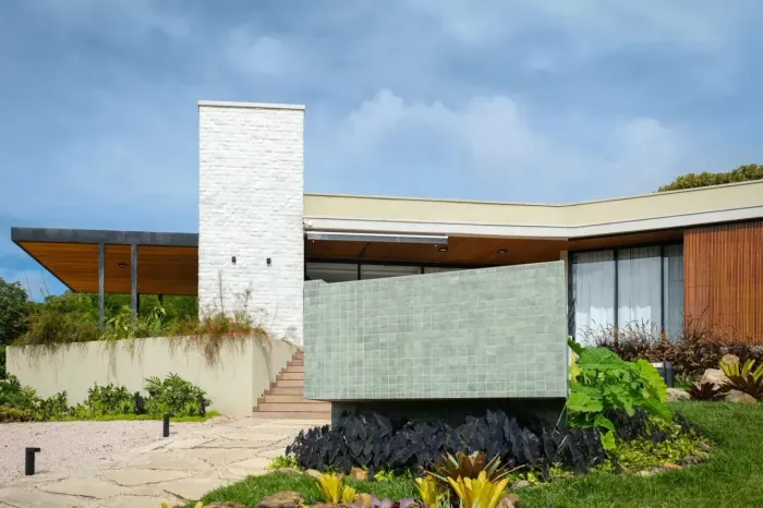 Linda Casa de Alto Padrão com Vista Espetacular  À Venda