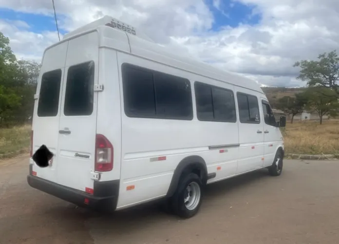 Mercedes-Benz Sprinter 413 Van Luxo 2.2 16 E 20L Dies 2011