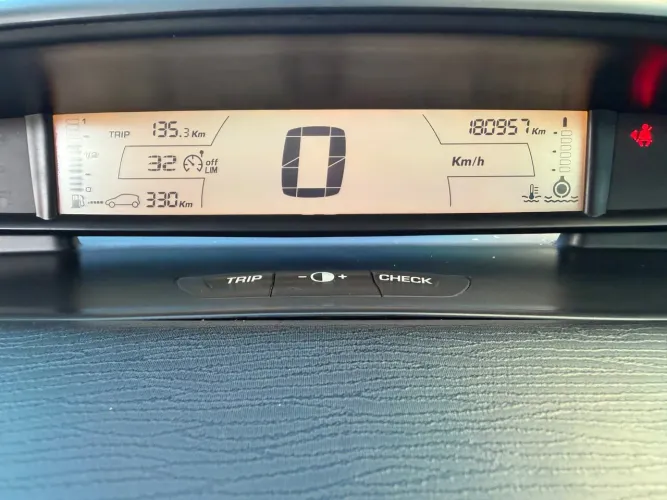 Citroen C4 Pallas GLX 2.0/2.0 Flex 16V Mec. 2010