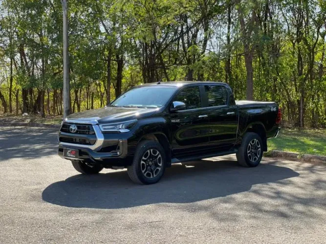 Toyota Hilux CD SRX 4X4 2.8 TDI 16V Diesel Aut. 2021