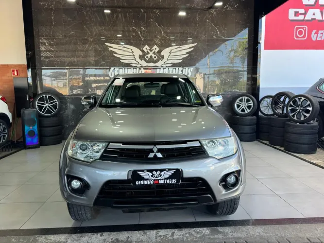 Mitsubishi L200 Triton HPE 3.2 CD TB Int.diesel AUT 2014