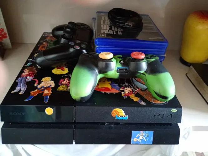 Vendo jogo PS4 fat usando em perfeito estado de uso