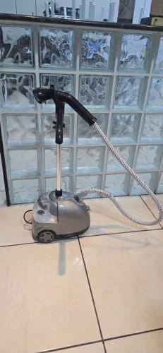 Passadeira de roupa a vapor sugar pró