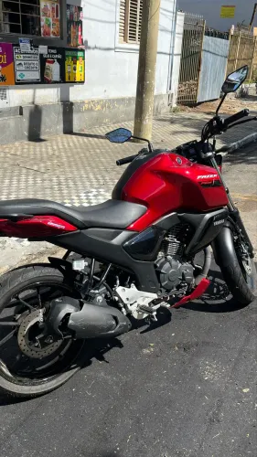 Yamaha FZ15 150 Fazer Connected Flex 2025