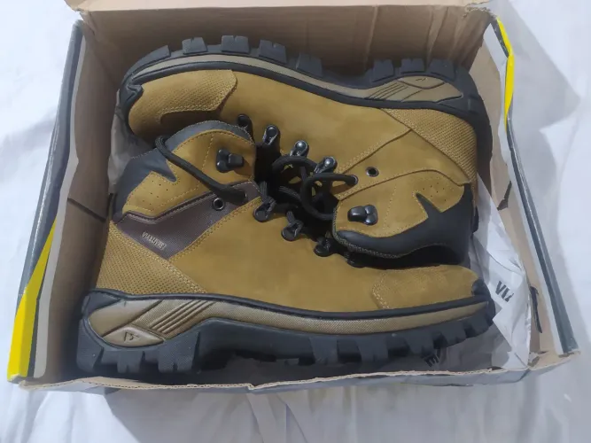 Bota adventure