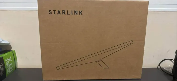 Starlink Mini lacrada na caixa!