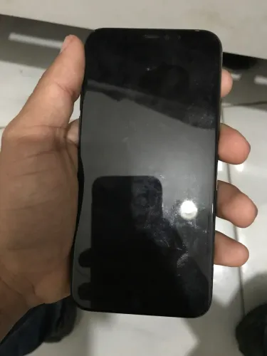 IPHONE 11 PRO DANIFICADO