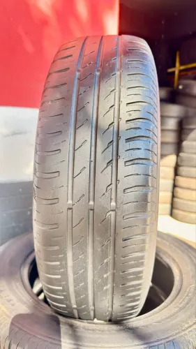 Pneus 165/70/14. R$160,00 CADA