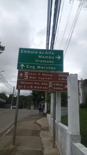 Sítio na região de Ponte Alta/Marsilac