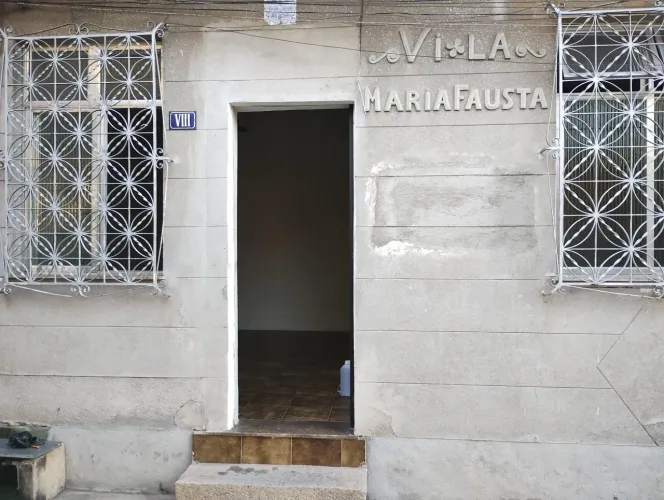 Casa de vila para aluguel e venda possui 51 metros quadrados com 1 quarto