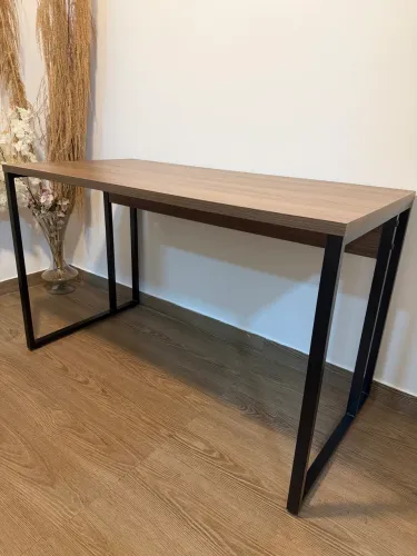 Mesa para Escritório / Home Office - Perfeito Estado