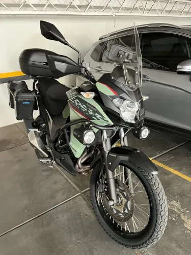 Oportunidade Versys-X 300 Tourer 2023 baixo Km