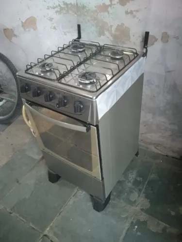 Fogão de 4 bocas inox automático funcionando tudo certinho