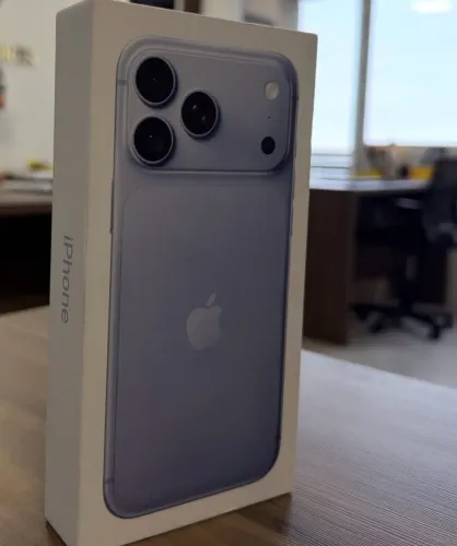 iPhone 18 Pro Max - 256gb - Glacial