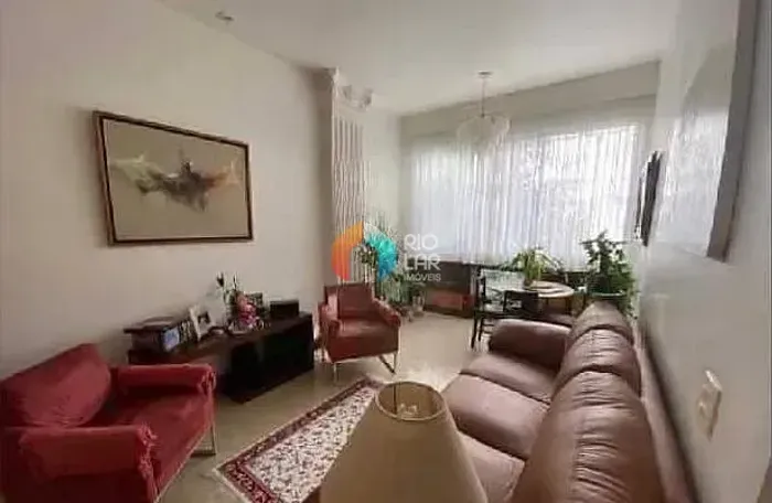 Apartamento à Venda em Copacabana,108 m2, Salão, 3 Quartos (2 suítes), Vaga na Escritura,