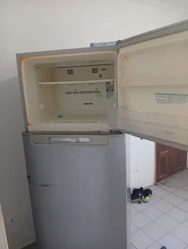 Geladeira gelando só a parte de cima