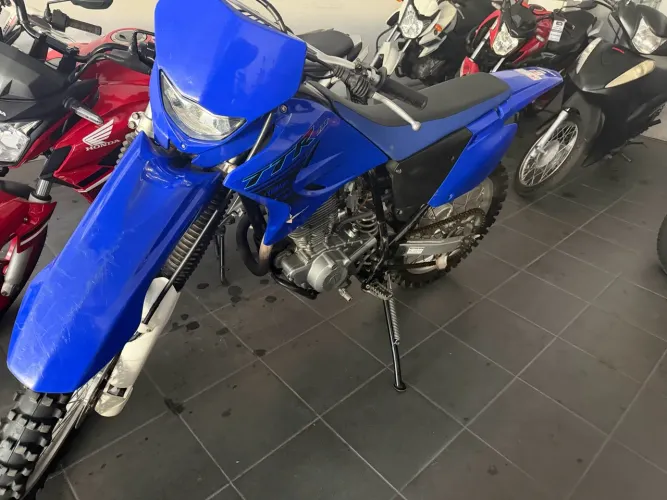 Yamaha TT-R 230